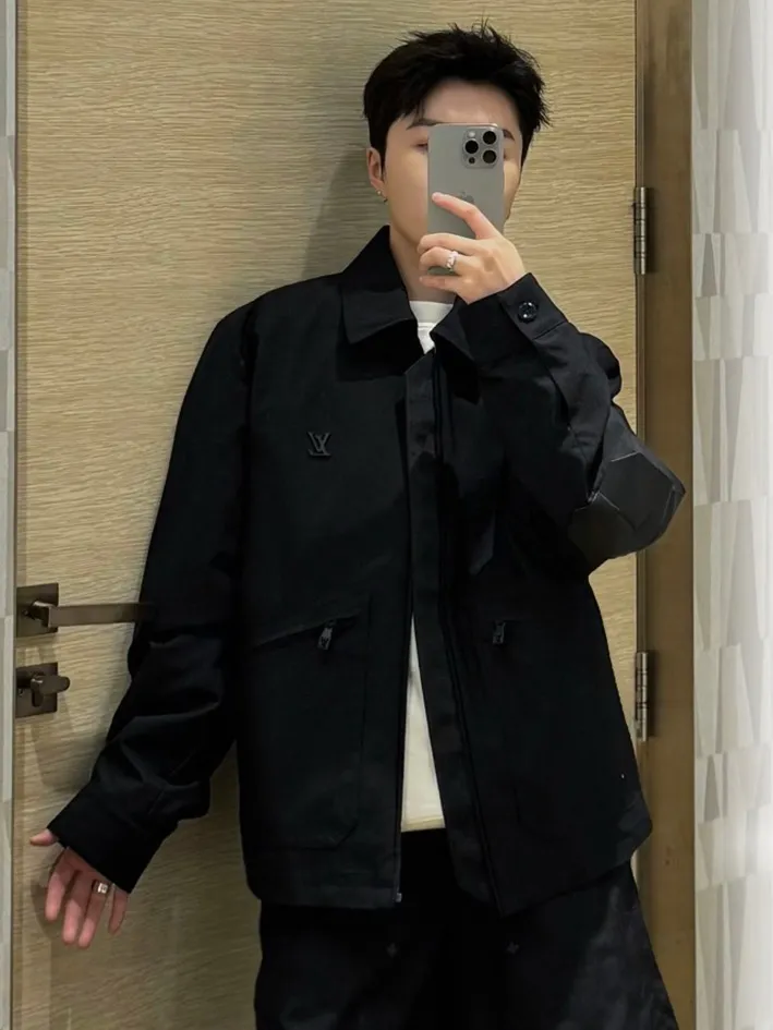 Louis Vuitton/Louis Vuitton metal logo sleeves and leather work jacket